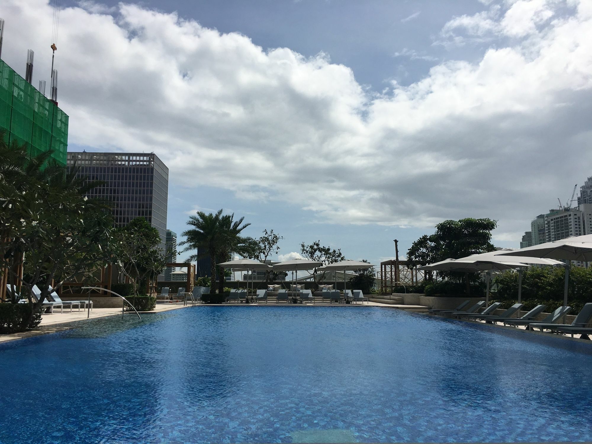 Shangri-La Residences The Fort, Manila Тагиг Экстерьер фото